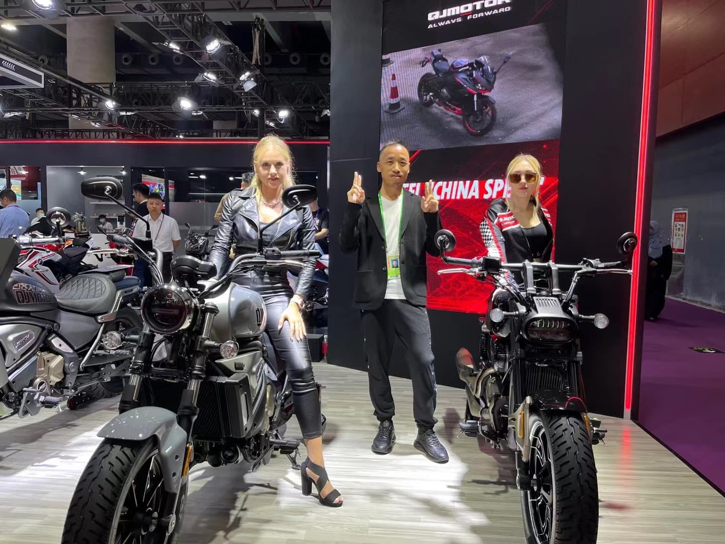 electric motorcycle09